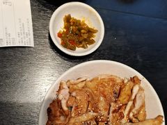-熊吞·大碗丼烧肉饭(西市场嘉华店)
