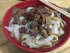 -魏旺湖北正宗牛肉面(硚口公园店)