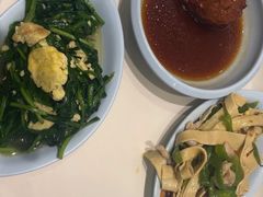 -荣华基·现炒快餐(肇嘉浜路店)