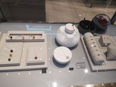 -ROSEONLY诺誓(国际广场购物中心店)