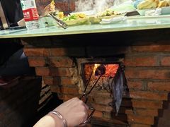 -鱼窝棚柴火铁锅炖(富山屯店)