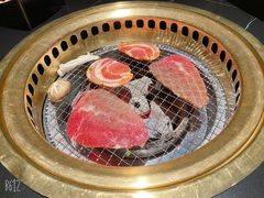-山川小町·极番烧肉(新地假日广场店)