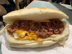 招牌咸牛肉芝士猪仔包-华嫂冰室(尖沙咀店)