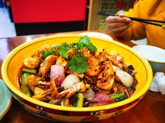 -休记光头香辣蟹干锅(绵竹店)