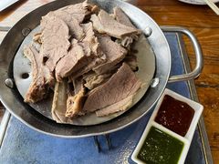 手扒肉-蒙亨·手把肉·蒙古包文化主题餐厅(天恒广场店)