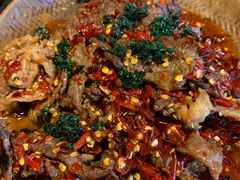丘北辣椒炒鲜腌寻甸黄牛背脊-半山腰·云南菜(侨福芳草地店)