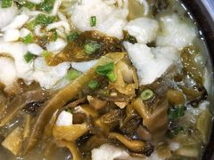 -周鱼小馆石锅酸菜鱼(活力汇店)