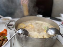 -肥仔文澳门猪骨煲(南京西路店)