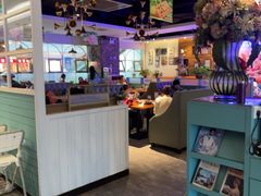 -豪客嘉族·麦尼顿西餐厅(乐福天下店)