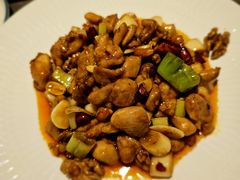 -闫府私房菜·老字号(恒隆店)