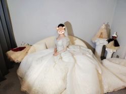 -艾米丽婚纱礼服