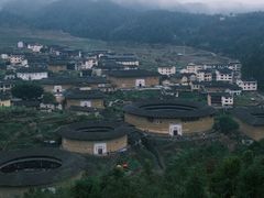 -初溪土楼群