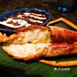 虾肉咬到嘴里特别满足！这里的甜品都做的很出色