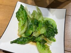 -臻鲜燕海鲜融合餐厅(金陵style店)