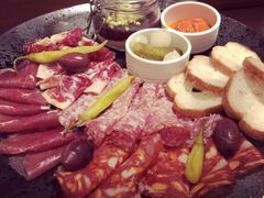 -恰餐厅及酒吧 CHAR Bar & Grill (北京丽都皇冠假日店)