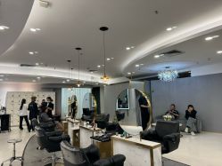 点击看大图 -八佰伴8008星级形象店