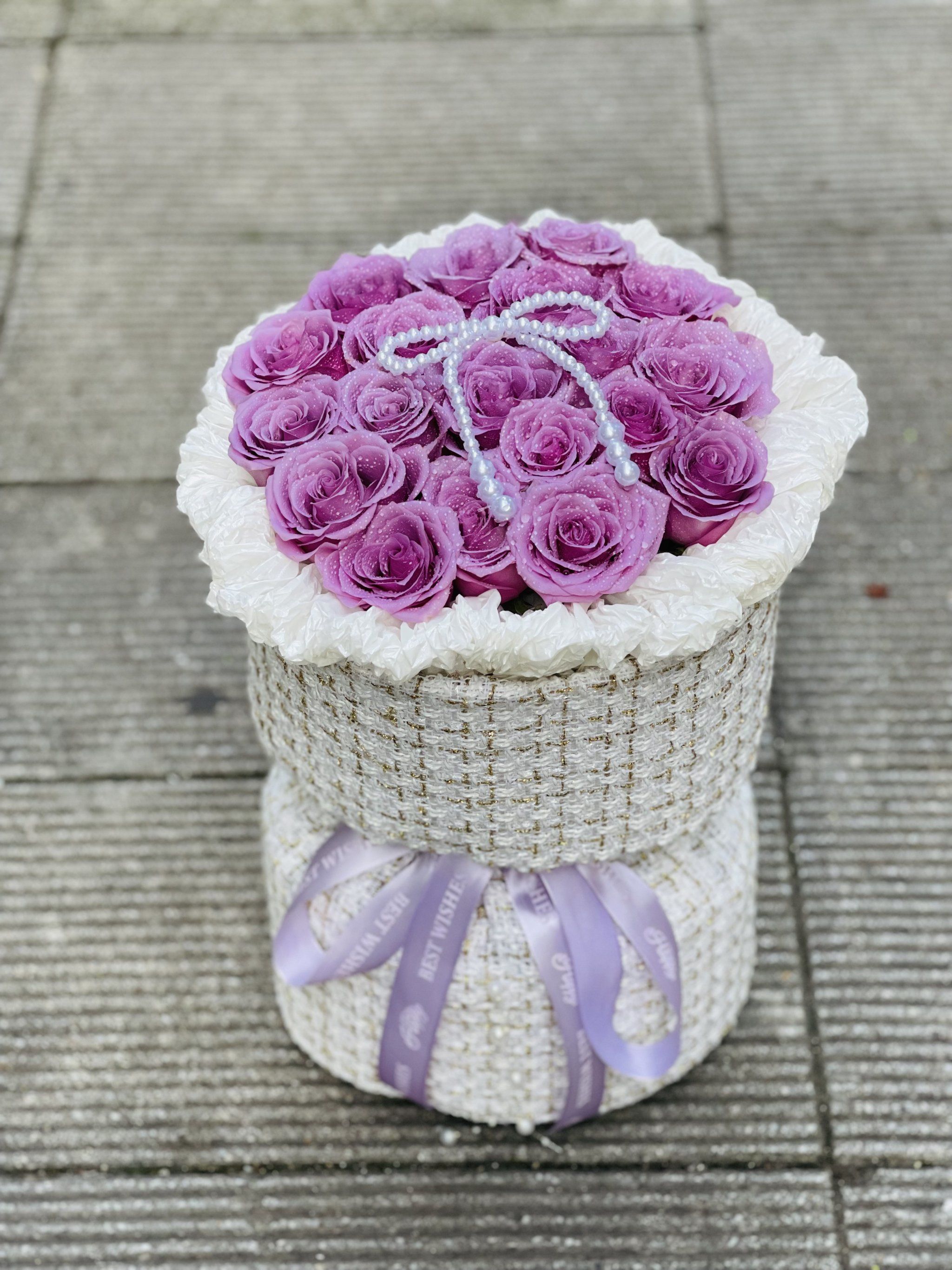 紫色精灵玫瑰花束