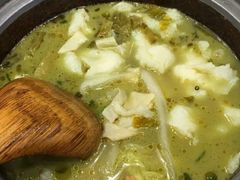 -周鱼小馆石锅酸菜鱼(活力汇店)