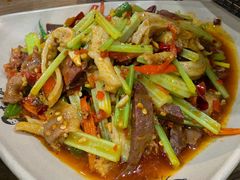 火爆牛杂-肖四女乐山跷脚牛肉(世博源店)