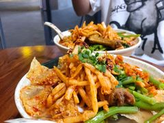 -吉庆桂林米粉·柳州螺蛳粉(港汇广场店)