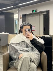 -斑斓色彩沙龙