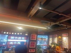 -巴卤社老火锅(财富店)