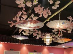 -老街烧烤大排档·地道湖北菜·龙虾馆(汉口火车站店)