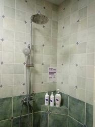 -静博士养生美容连锁