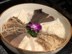 川门毛肚七绝-哥老官重庆美蛙鱼头(西湖银泰十一哥店)