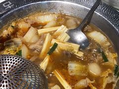 -老王全牛宴·鲜牛肉牛杂火锅(总店)