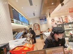 -沪上阿姨·臻选茶饮(上海环球港店)