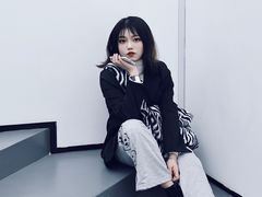 -艺仓美术馆
