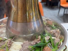 -撒拉人家.酸菜牦牛肉火锅