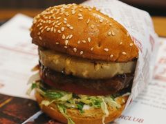 -The Habit Burger Grill 哈比特汉堡(世博店)