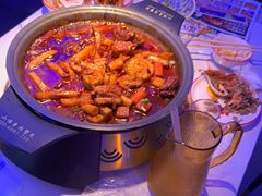 -徐记小怪兽肉蟹煲店(哈西万达金街店)