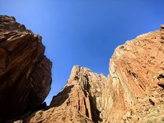 -天山神秘大峡谷