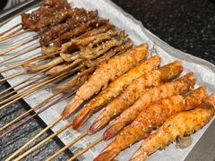 -何妹湿辣牛肉·粤式烧烤砂煲(桂雅路店)