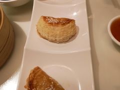 -新大咀港式茶餐厅(宝山万达店)