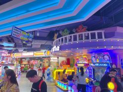 -LuckyStar幸运星家庭娱乐中心(东莞国贸店)