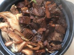 -赵家牛肉砂锅(台西三路店)