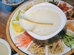 -怪噜范·老贵阳街头名小吃(云上方舟店)