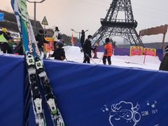 -采薇庄园四季滑雪场