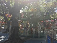 -顺德大良半月城游乐场