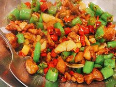 -辛香味烧鱼馆·非遗技艺·排骨红烧肉(光谷医药园店)