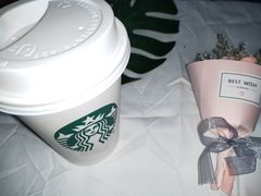 -星巴克臻选(上海中环广场2F店)