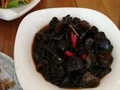 -鲁小三·大骨自助(金山总店)