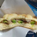 吃了两次世界第二好吃的菠萝包 略失望