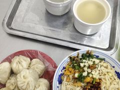 -高师傅特色米粉汤包(建设路店)
