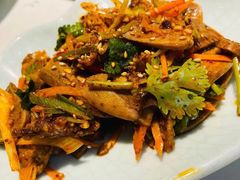 麻辣牛舌-猪啊牛呀羊啊铜盘烤肉(正大广场店)