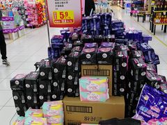-家乐福(四元桥购物中心店)